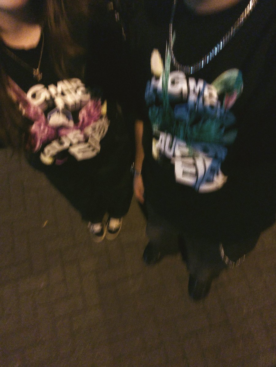 𝘃𝗲𝗿𝘀𝗰𝗵𝗹𝗮𝗳𝗲𝗻 tweet media