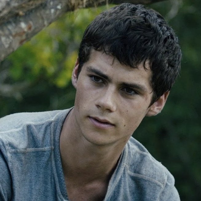 Logan Lerman entrevista a Dylan O'Brien para la revista Interview

Lerman: «La gente piensa que soy tú todo el tiempo, lo cual es un honor. Me encanta atribuirme el mérito de tu trabajo».

O'Brien: “Lo sé, estuve increíble en Percy Jackson”.