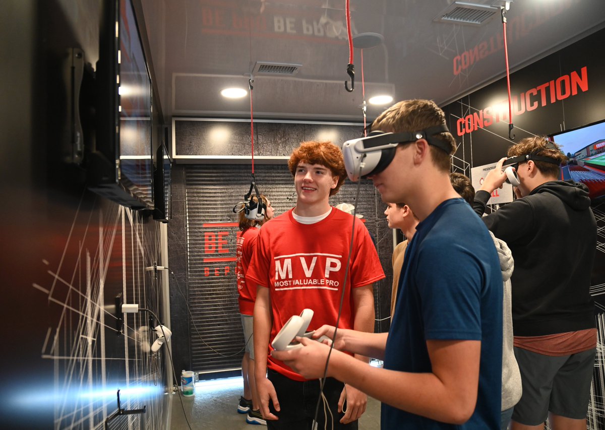 Cheatham Schools (@ccboe) on Twitter photo What a great opportunity for our Cheatham County Central High School students. They are experiencing the <a href="/BeProBeProudTN/">Be Pro Be Proud Tennessee</a> mobile workforce unit. We are so thankful for this experience! #ccsdtn What a great opportunity for our Cheatham County Central High School students. They are experiencing the <a href="/BeProBeProudTN/">Be Pro Be Proud Tennessee</a> mobile workforce unit. We are so thankful for this experience! #ccsdtn