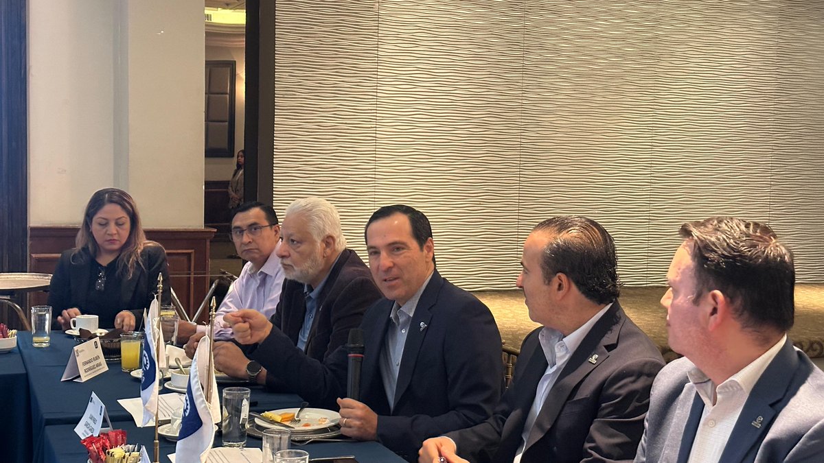 Hoy estuve presente en la sesión del Consejo Norte de CAINTRA Nuevo León, donde aborde el tema “Jornada Laboral de 40 horas”, presentando sus implicaciones para la industria.

hashtag#CAINTRA hashtag#IndustriaFuerte hashtag#VoluntariosCaintra