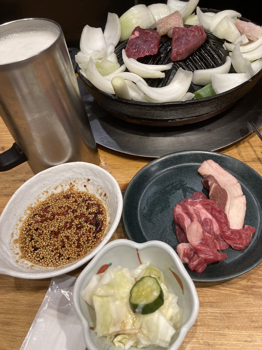 ケンタッキー食べたかったけどやってないから怒りのジンギスカンだるま！
くそ美味い！