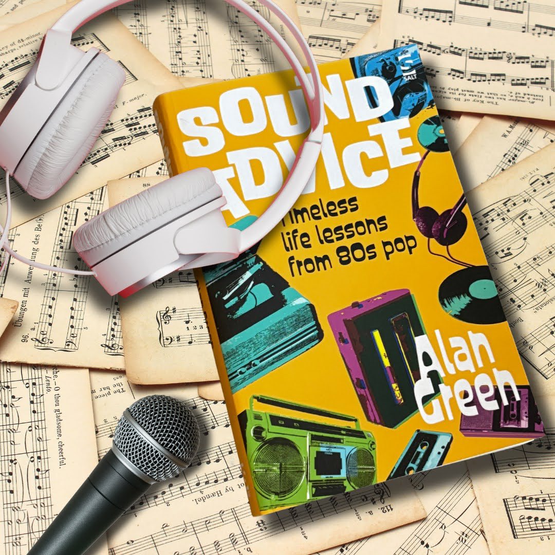 Paradi5eLibrary's tweet image. New review: Sound Advice by Alan Green is ‘a fascinating idea’ full of timeless life lessons linked to musical hits of the 1980s. 🎵 

paradise-is-a-library.com/2025/08/28/boo… 

@saltpublishing 

#bookTweet #BookTwitter #BookReview