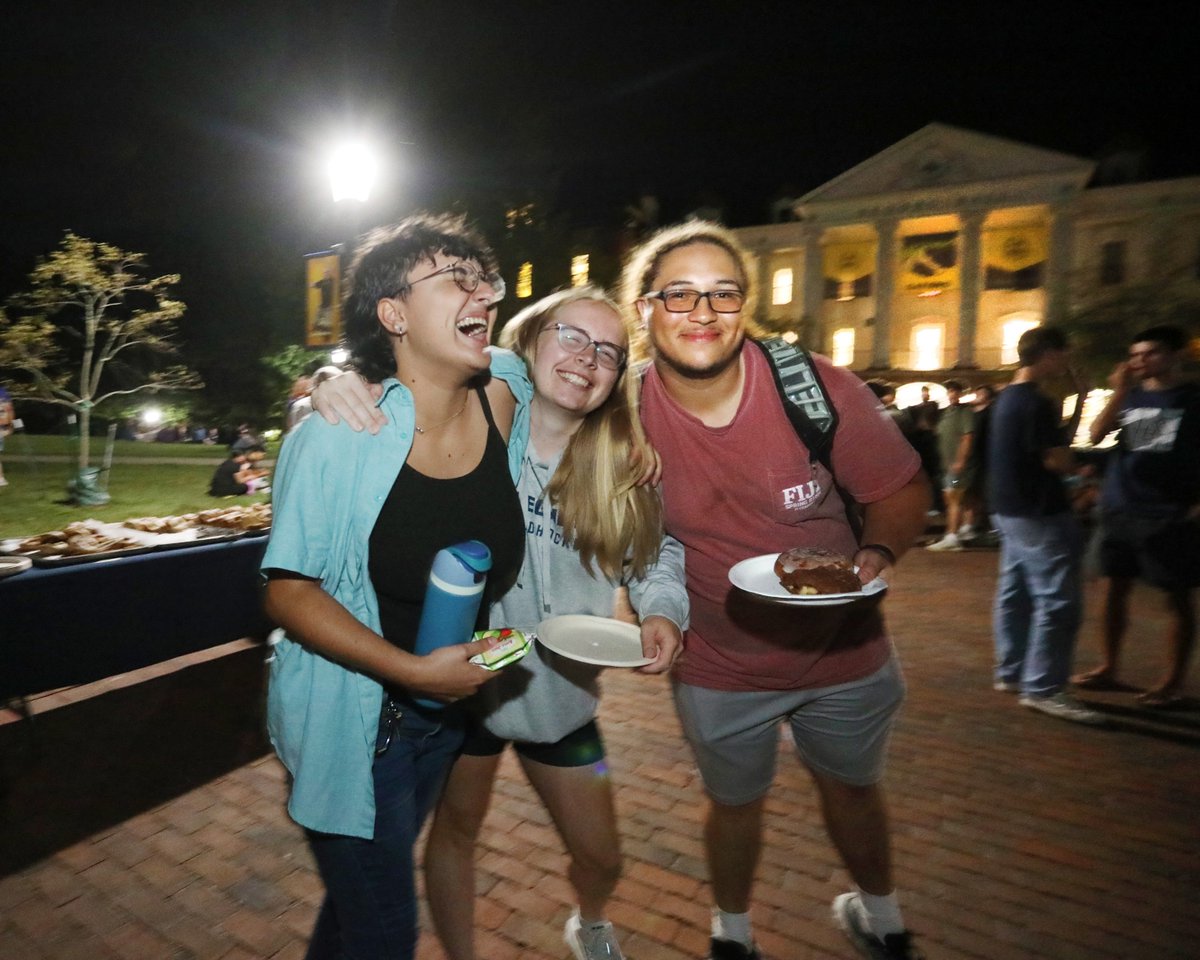 alleghenycol's tweet photo. #TBT π₯― Late Night Breakfast
#CampusCommunity #CampusLife #CampusNights #CampusVibes #CollegeLife #CollegeMemories #LateNightBreakfast #StudentCommunity #StudentLife #WeekendOfWelcome https://t.co/YoxonZi6kv