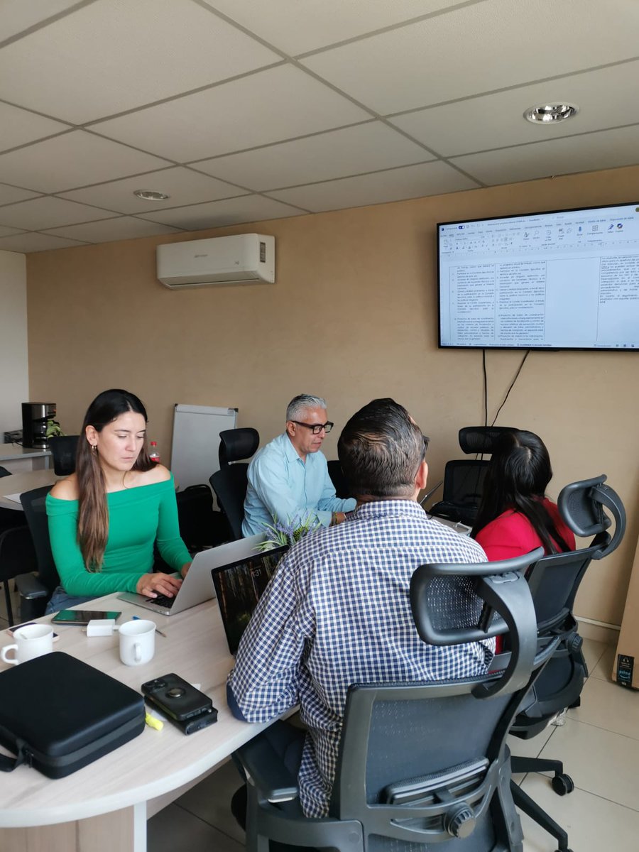 Reunión de Trabajo de los Comisionados del Comité de Participación Ciudadana de Aguascalientes, respecto del proyecto de reforma a la Ley General del Sistema Anticorrupción propuesto por el CPC Nacional.