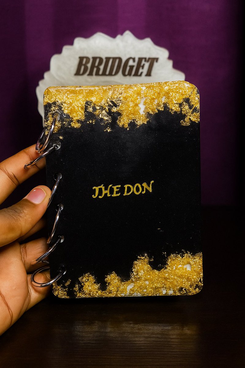 JackreeceB's tweet image. Tiny bubbles in resin become flaws if left unchecked. 

Same with temptations—deal with them early.
 #FaithAndDiscipline #StayPure #ChristianLessons #resin #resinart #resinartist #resinbookcover