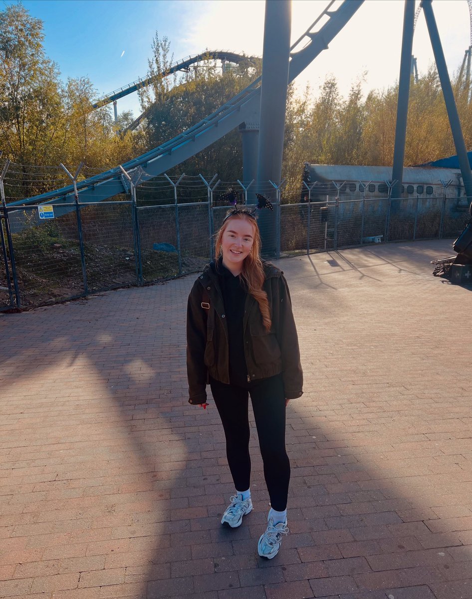 chloe_coasters's tweet image. Spooky season is nearly upon us and I am sooooo excited 🎃👻💀

#halloween #pumpkin #scary #spookyseason #trickortreat #thorpepark #frightnights