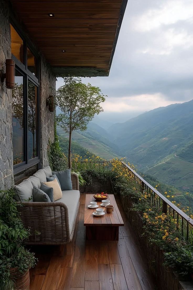 Şurda hiçbir şey yapmadan
 saatlerce oturmak istiyorum.