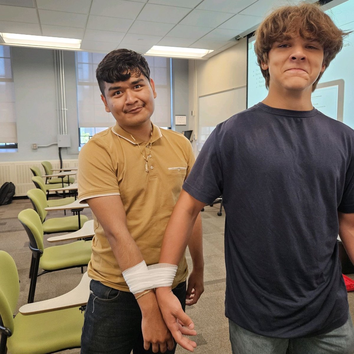 trioubvq's tweet image. We'd like to thank the @mnredcross for getting our kids certified in CPR and First Aid, and the @vikingsfdn for paying for this wonderful opportunity!  We're so grateful our students were able to learn these lifesaving skills.  #UpwardBound #TRIOworks