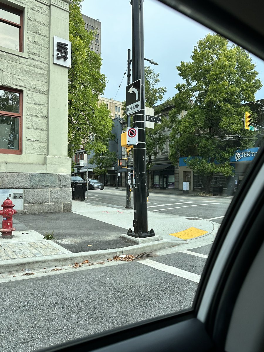 🇨🇦In Vancouver and there are so many empty commercial spaces everywhere?🤔

The decline of downtown is really something to behold. 

Sure glad they keep voting for NDP to ensure it never gets fixed. 😉