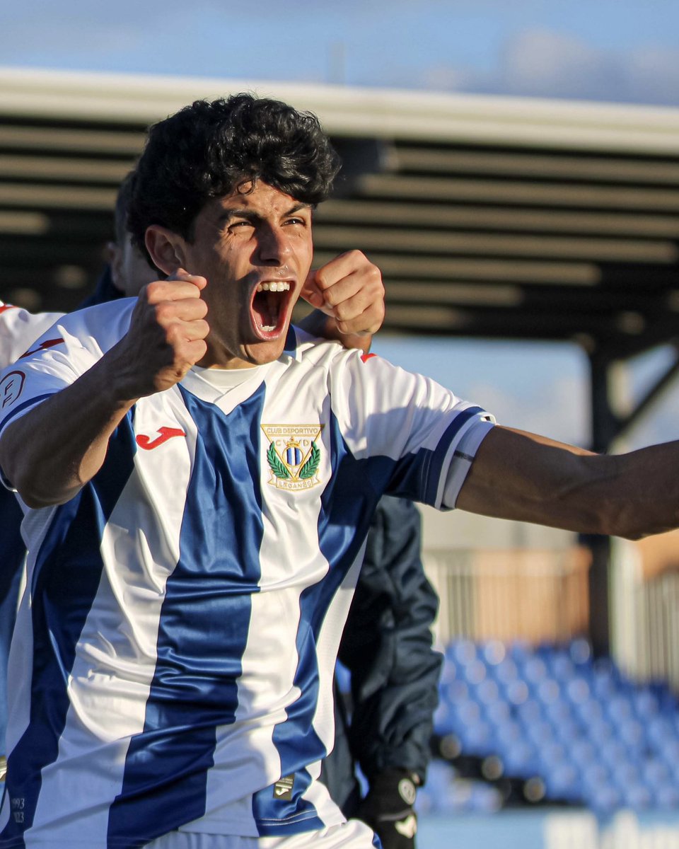 #BAJA
ALEX ALDA
El lateral diestro del #LegaB se encuentra realizando la pretemporada a prueba con el Toledo de #TerceraRFEF 

Alex llegó a realizar la pretemporada con el primer equipo a las órdenes de Asier Garitano, pero una sucesión de lesiones le privó de jugar más dos años.