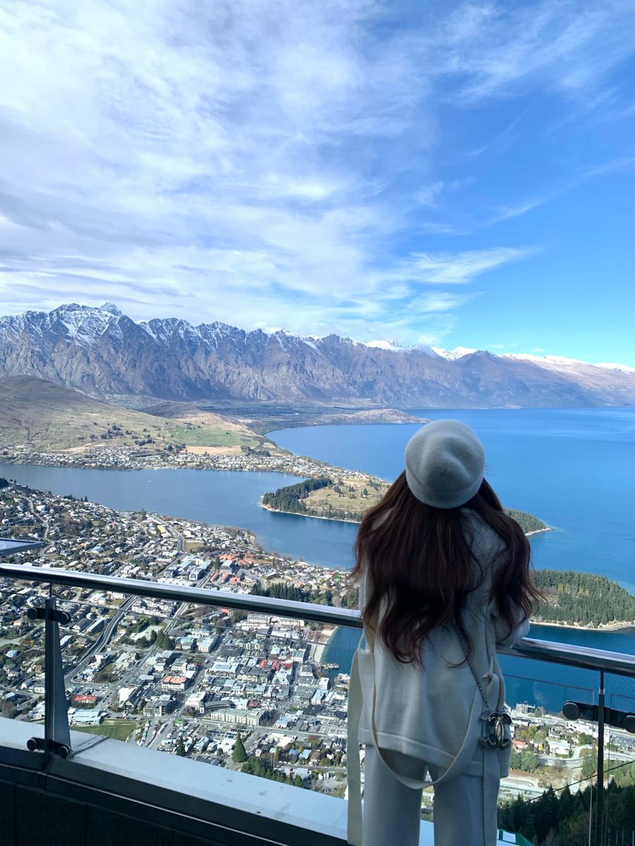 When you stay on top you can see everything 💖