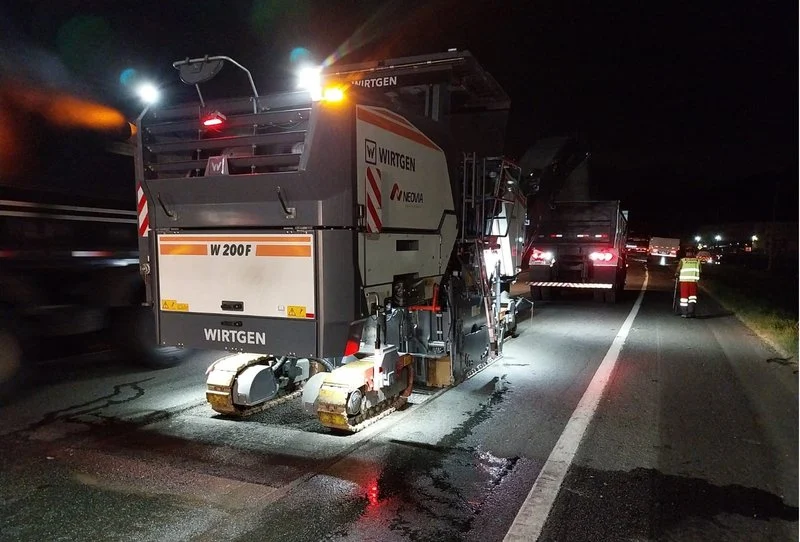 A Arteris Litoral Sul informa que nesta quinta-feira (28), e no sábado (30), fará #obras na BR-101 (sentido Sul), em Balneário Camboriú/SC, na região do Morro do Boi.
Entre o km 138 e o km 142, com bloqueio da faixa da direita, entre 22h e 06h.

Confira: arteris.com.br/fique-por-dent…