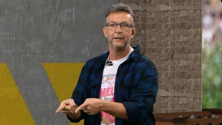 “Uma opinião sobre Flamengo: enquanto Corinthians, Santos, São Paulo, Internacional, Grêmio, Ceará, Fortaleza, todos… ou vocês prestam atenção ou o Flamengo vai ser igual ao Bayern no Campeonato Alemão. De 12 títulos, o Flamengo ganha 8, o Palmeiras ganha 4 ou 5. Vai ser isso