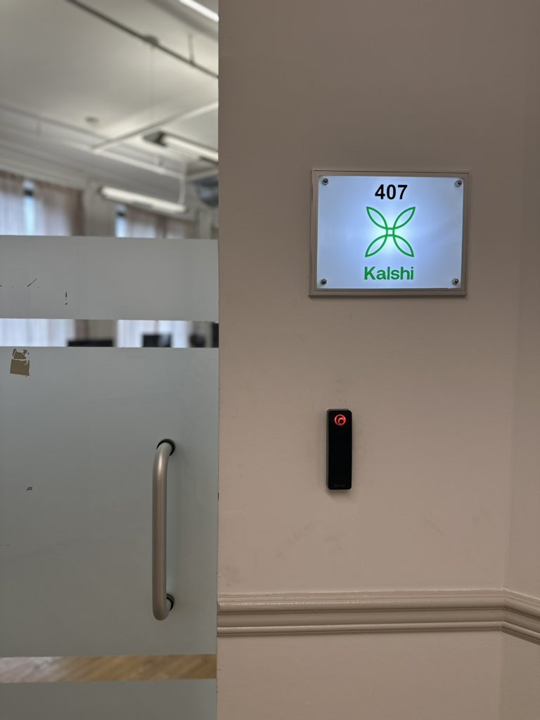 Luana Lopes Lara tweet media