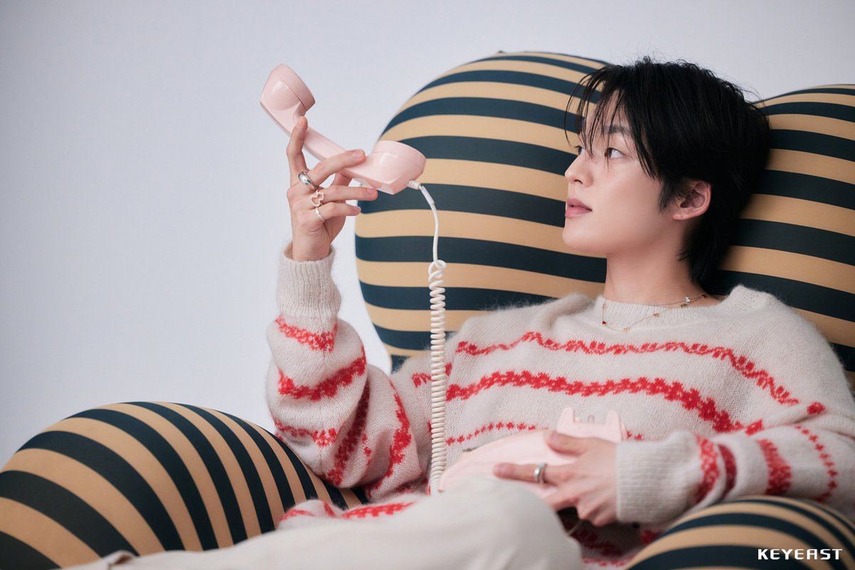 ___hyundol's tweet photo. [한현준 Han Hyun Jun] 더 갤러리아 매거진 8월호 비하인드 1️⃣
Behind the scenes of The Galleria Magazine August issue
https://t.co/4mFcFT8xGl
#한현준 #hanhyeonjun #hanhyunjun https://t.co/le3Lvmidzq