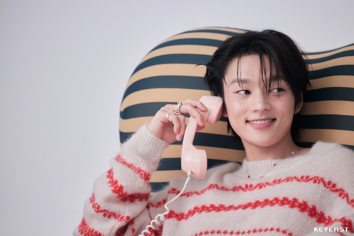___hyundol's tweet photo. [한현준 Han Hyun Jun] 더 갤러리아 매거진 8월호 비하인드 1️⃣
Behind the scenes of The Galleria Magazine August issue
https://t.co/4mFcFT8xGl
#한현준 #hanhyeonjun #hanhyunjun https://t.co/le3Lvmidzq
