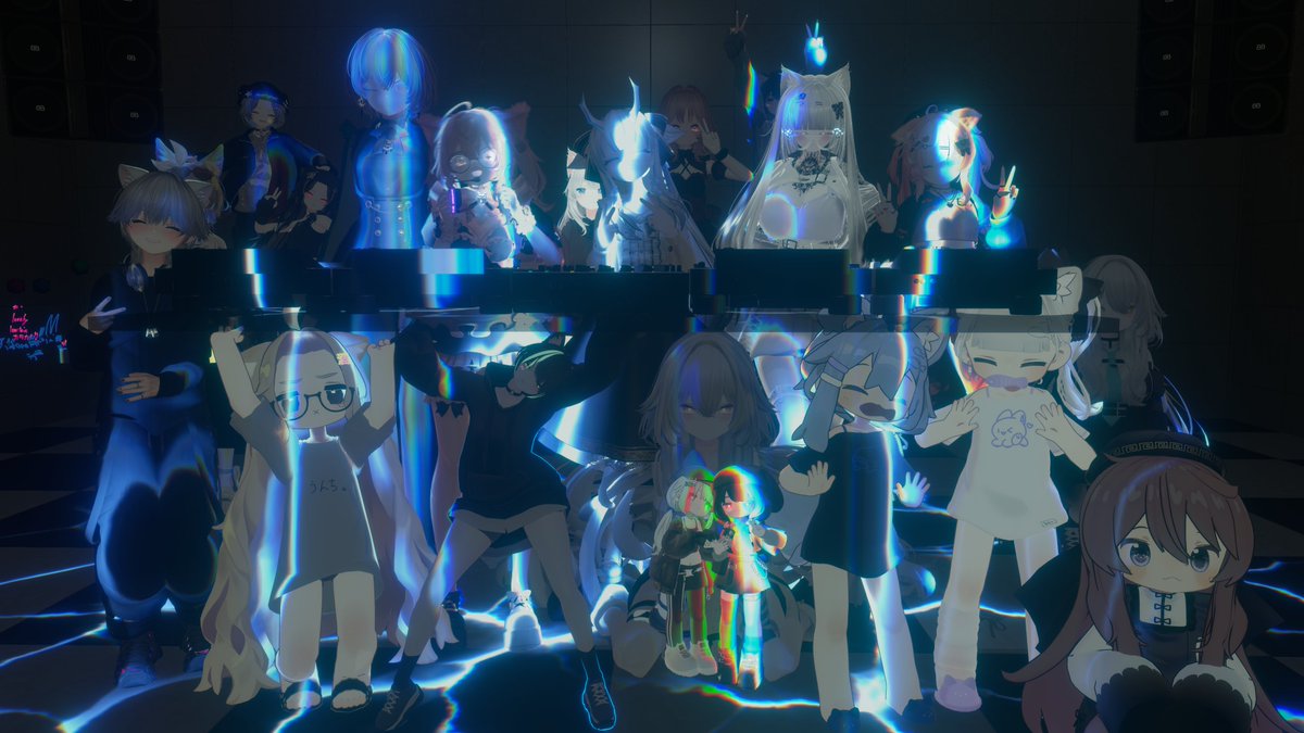 #夜中でも音楽が聴きたい 今日は最高で41人の人が遊びに来てくれました！！ありがとうございます！！！🌙💫

いい音楽がいっぱい聴けて大満足😊ナイスDJ！！✨️