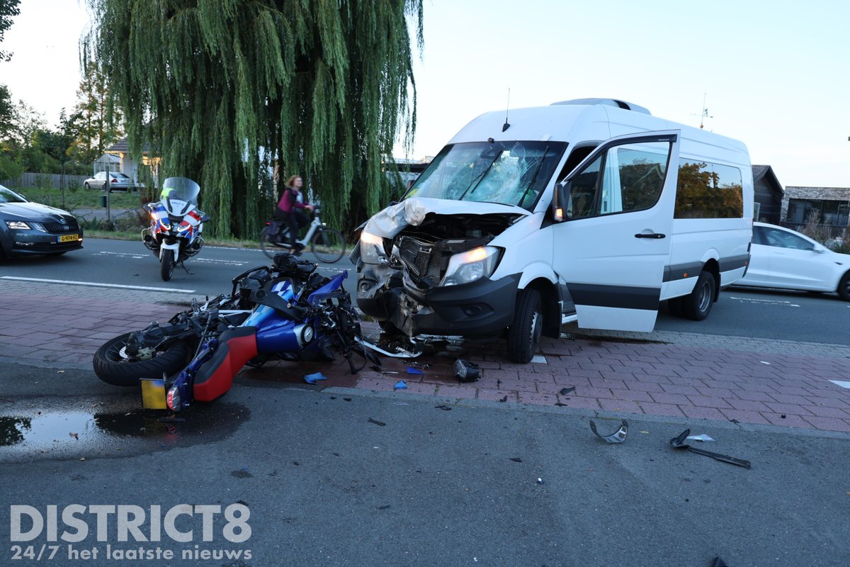 Zwaargewonde motorrijder bij botsing in Poeldijk