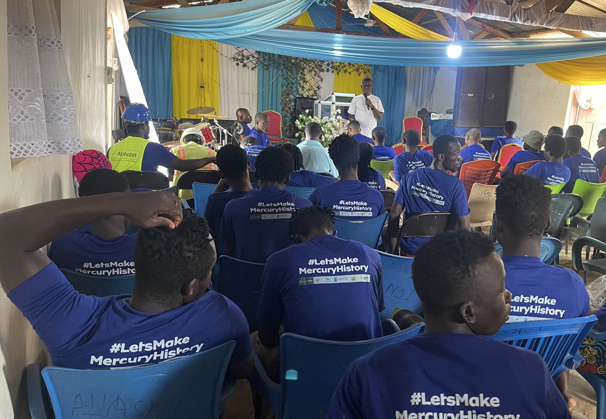 pGGhana's tweet photo. #planetGOLD GH held an engagement on mercury-free gold processing technology for small scale miners in Prestea-Gambia, Western Region. Empowering miners with cleaner, safer methods for gold recovery. A step toward responsible mining &amp;  supply chains. 
#LetsMakeMercuryHistory https://t.co/1vyksdnn0Z