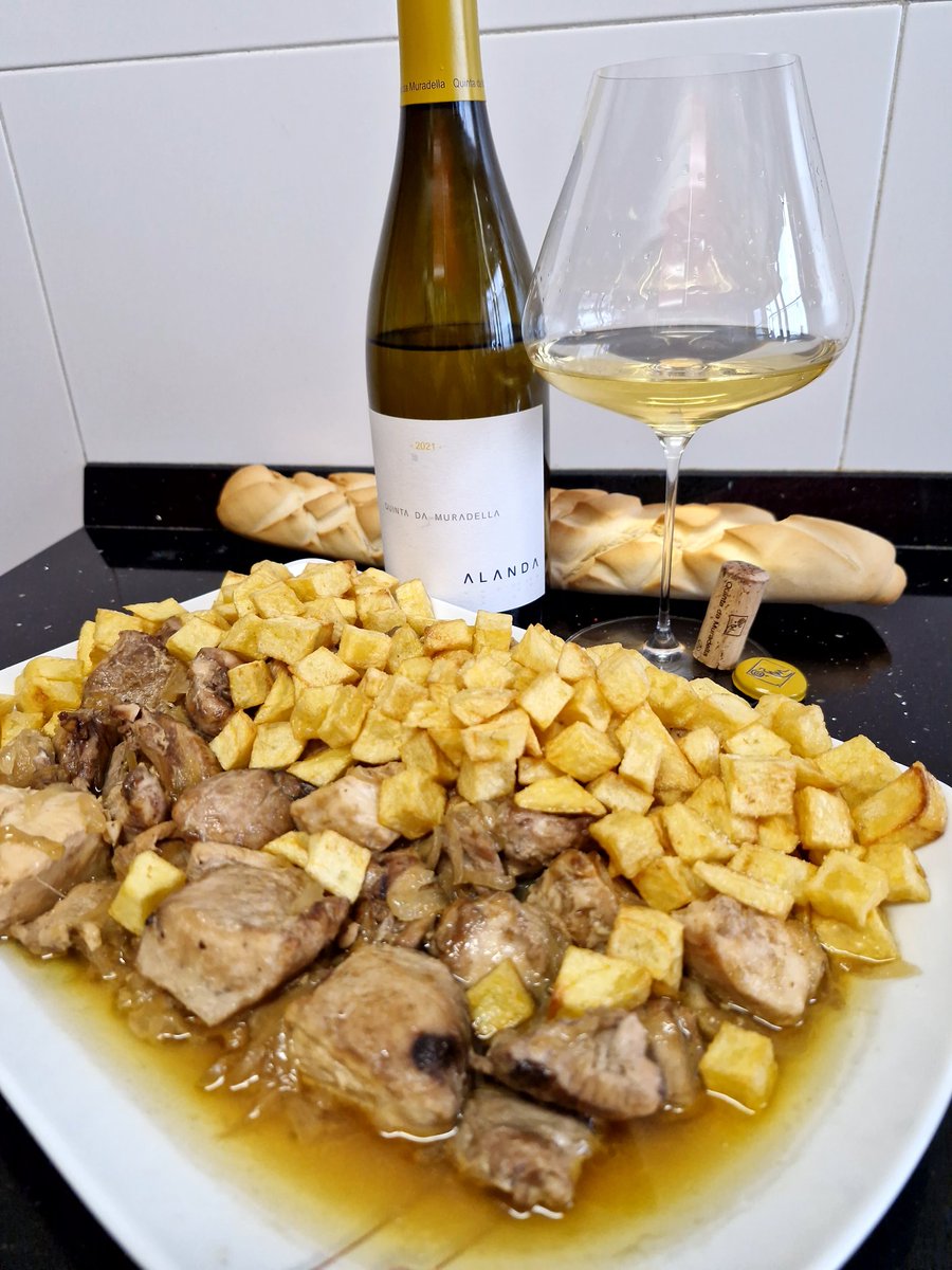 Bonito encebollado y Alanda 21