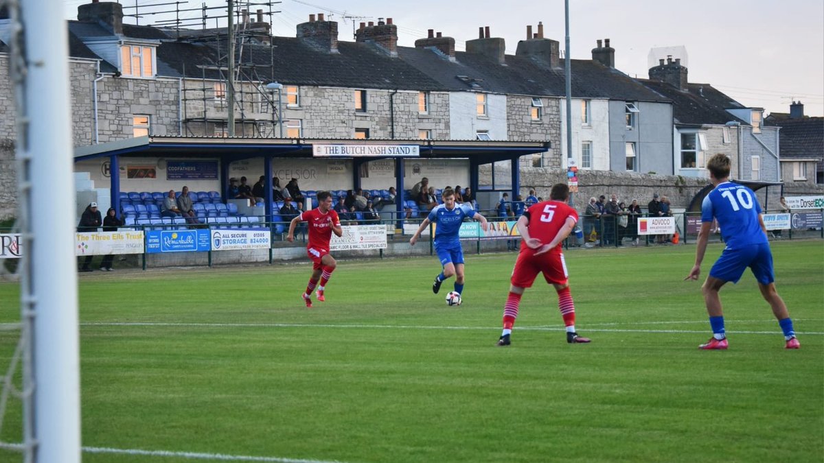 PortlandUnited's tweet image. 🔵 Blues News - Photo Album 🔵

After a cup victory against @DowntonFC the #Blues have been drawn away at #ColdenCommonFC.  

Before we head East, enjoy the 3 - 0 cup victory in photos (📸 - Michelle Carr).

⚽ - Pat Jenkins + MOTM ( @ExcelsiorCoach )
⚽ - Remus Nixon ( Vic…