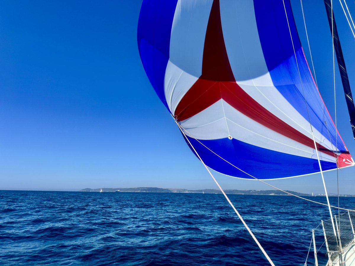 Hi <a href="/LynnParsonsUK/">Lynn Parsons</a> <a href="/magicfm/">Magic Radio</a> sailing back from the Channel Islands to Plymouth with spinnaker flying before the bad weather arrived this week #windowonmyworld #happmemories #mellowmagic