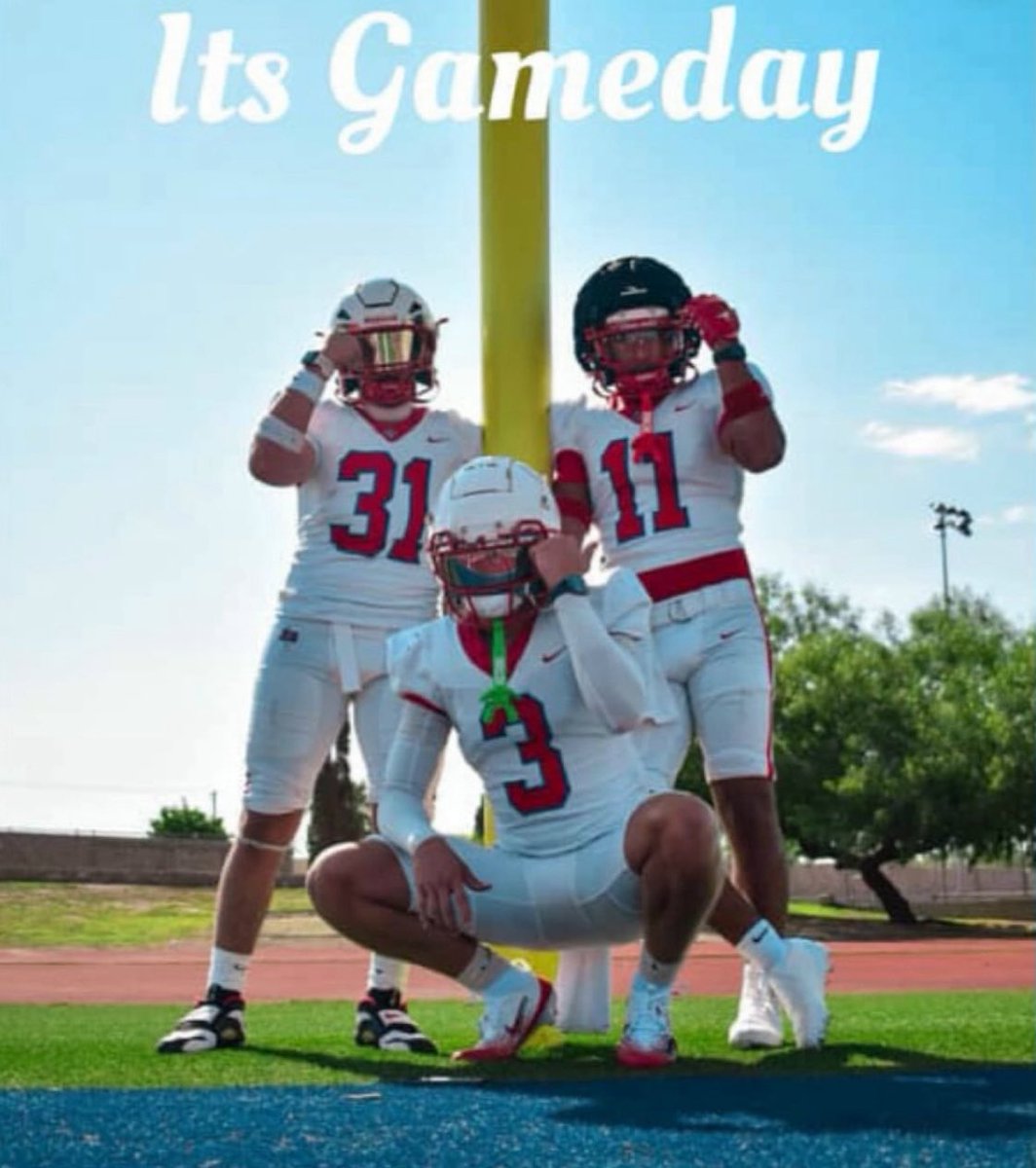 CUE THE BAGPIPES!!! ❄️❄️❄️❄️