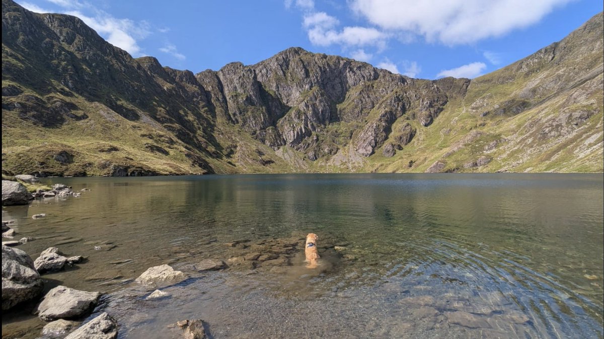 Scramble exploring Llyn Cau