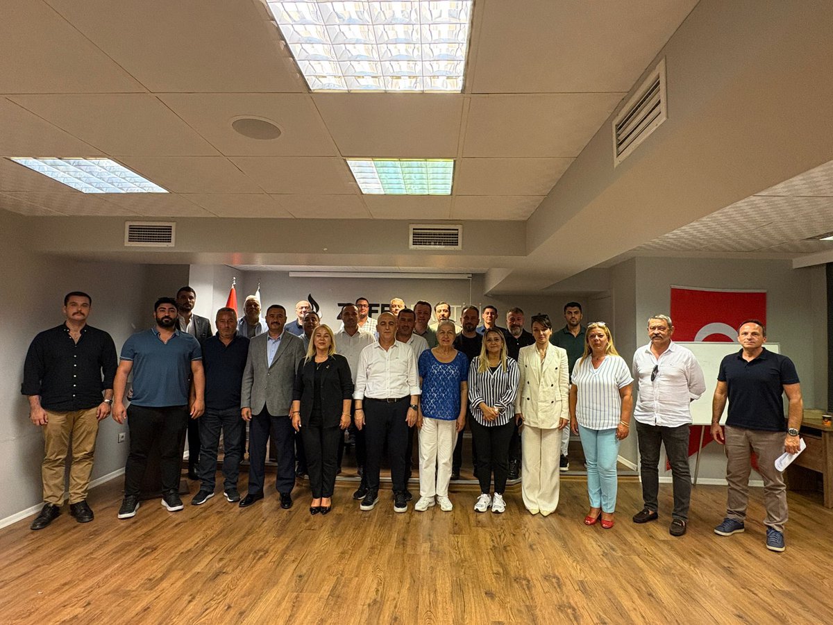 İlker FAKİ (@ilkerfaki) on Twitter photo Zafer Partisi İstanbul İlçe Başkanları toplantımızı gerçekleştirdik.
Burası Atatürk çizgisinde Türk Milliyetçiliğini tanımlayan yer‼️
#KoşZaferleZafere
<a href="/umitozdag/">Ümit Özdağ</a>
<a href="/zaferpartisi/">Zafer Partisi</a>
<a href="/HakanAksit34/">Hakan Akşit</a>
<a href="/ZaferPartisiEyp/">Zafer Partisi Eyüpsultan İlçe Başkanlığı</a> Zafer Partisi İstanbul İlçe Başkanları toplantımızı gerçekleştirdik.
Burası Atatürk çizgisinde Türk Milliyetçiliğini tanımlayan yer‼️
#KoşZaferleZafere
<a href="/umitozdag/">Ümit Özdağ</a>
<a href="/zaferpartisi/">Zafer Partisi</a>
<a href="/HakanAksit34/">Hakan Akşit</a>
<a href="/ZaferPartisiEyp/">Zafer Partisi Eyüpsultan İlçe Başkanlığı</a>