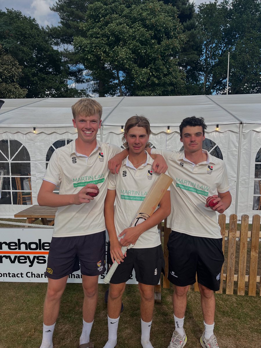 Some standout performances from the u18 boys win over Staffordshire at Horsford CC. 

Will Panter- 7/33
Archie Chipperfield- 136
Nathan Muggeridge 5/42 

#countypathway