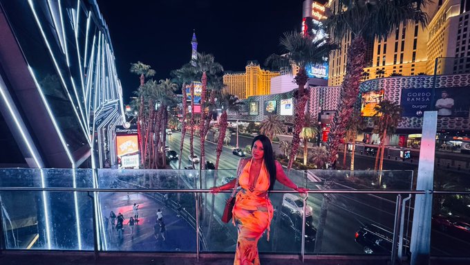 Watch CaribbeanSolez's leaked NSFW photo on TwXstars