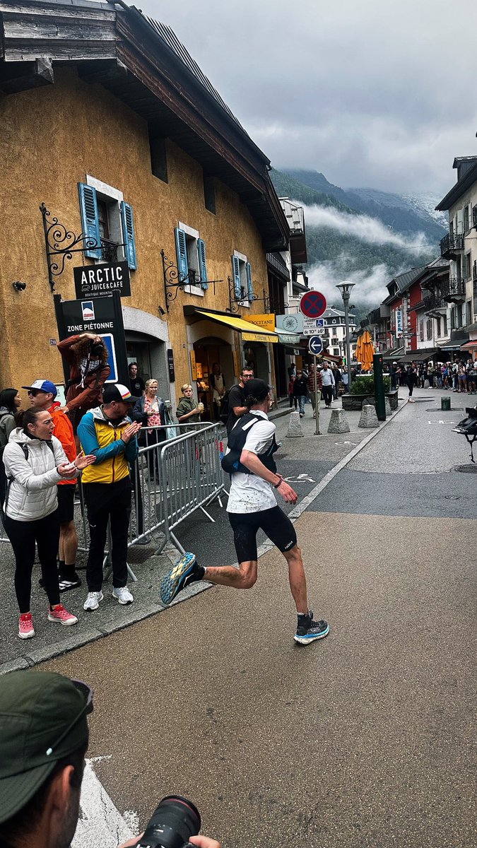 so_first's tweet image. ジムがシャモニーに帰ってきたとこ撮れた