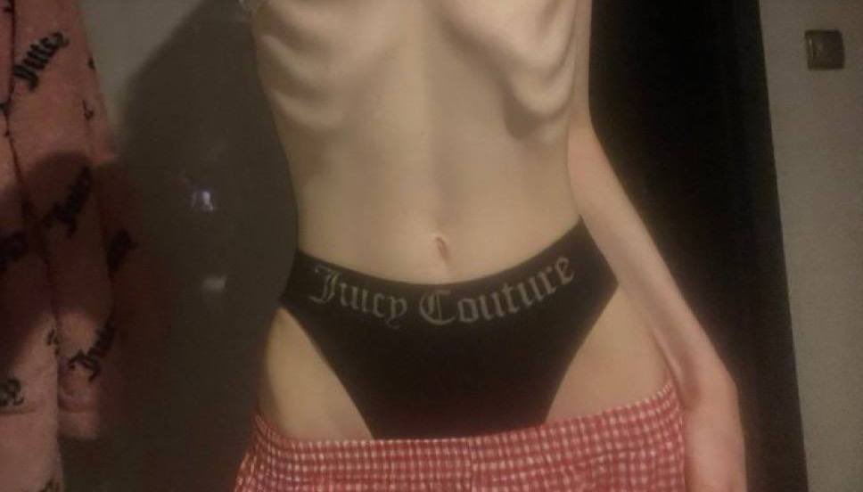 Yuri (@spiralingsl0wly) on Twitter photo 