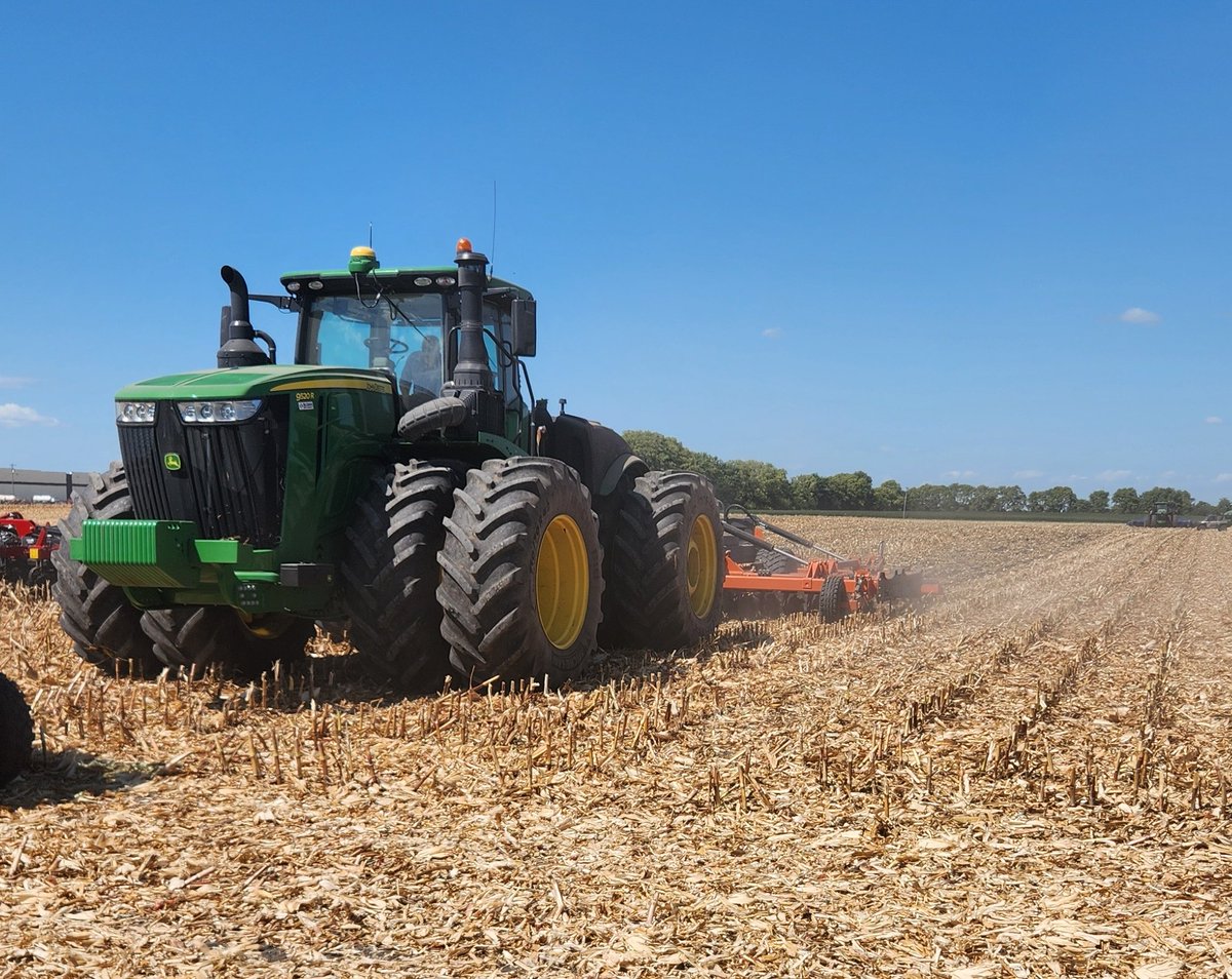 gerainthudson's tweet photo. Did an awesome job in some heavy corn stubble at Farm Progress
Good debut from the Dyna-Till in the US this week
#farmprogress #tillage https://t.co/PjIvGN5l8v