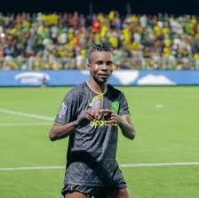 SamKarenzi's tweet photo. Breaking news: #ASKigali sign former @YoungAfricansSC #JesusMoloko ! Abanyamugi bisize urusenda nyuma yo kwitwara neza mu Nkera y'abahizi ngo barashaka shampiona. https://t.co/pAHSXM9Pfi