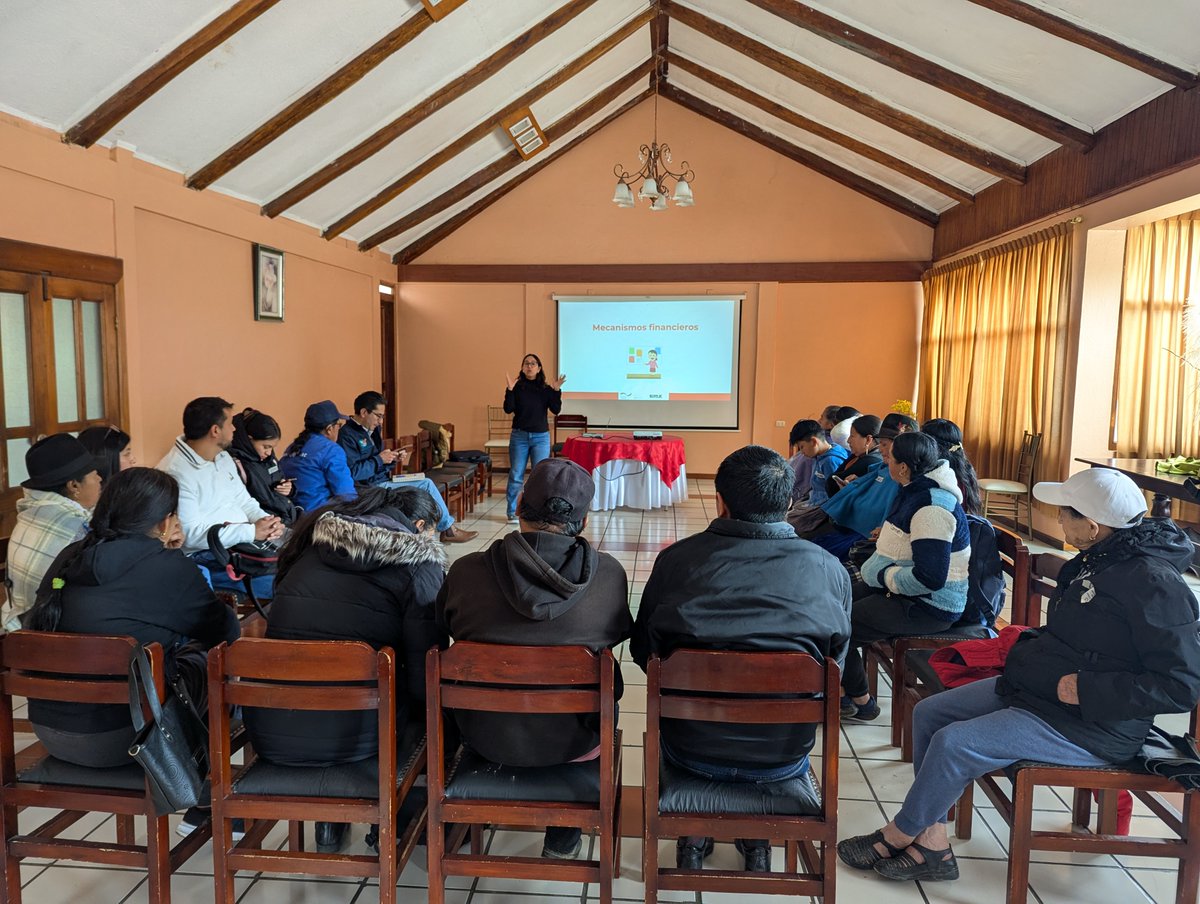 Los objetivos de estos talleres fueron:

- Identificar #proyectos comunitarios positivos con la naturaleza y vincularlos con #mecanismos #financieros para la conservación.

- Fortalecer las #capacidades locales en zonas altoandinas para la gestión #sostenible de su territorio.