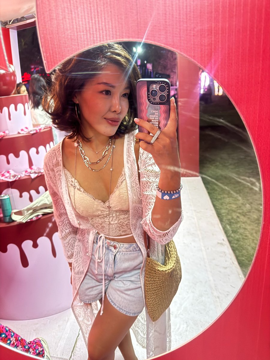 Marla Si tweet media