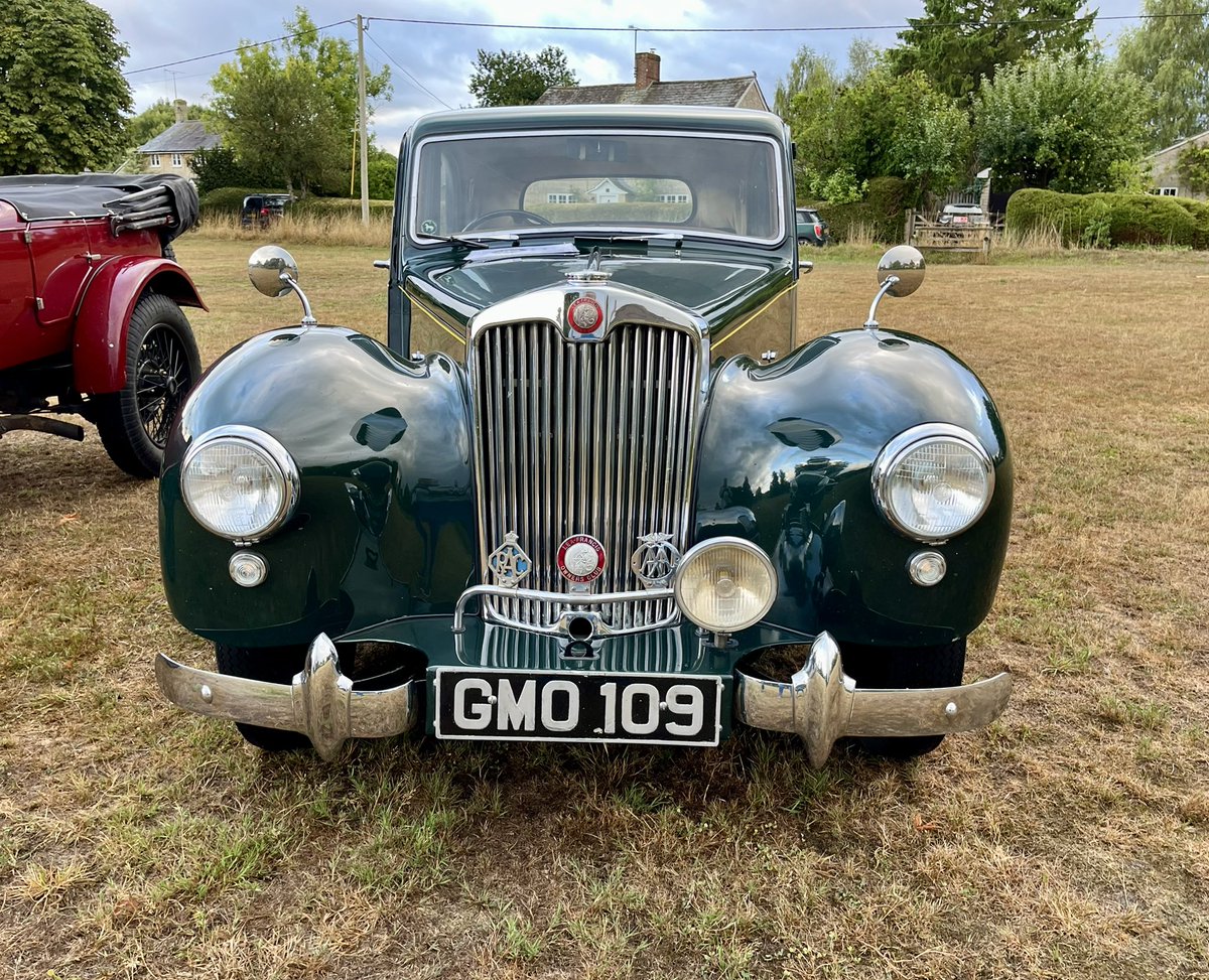 judith_sheen's tweet photo. #LeaFrancis at at #Wilcot Classics on the Green https://t.co/MGJelNu4lX