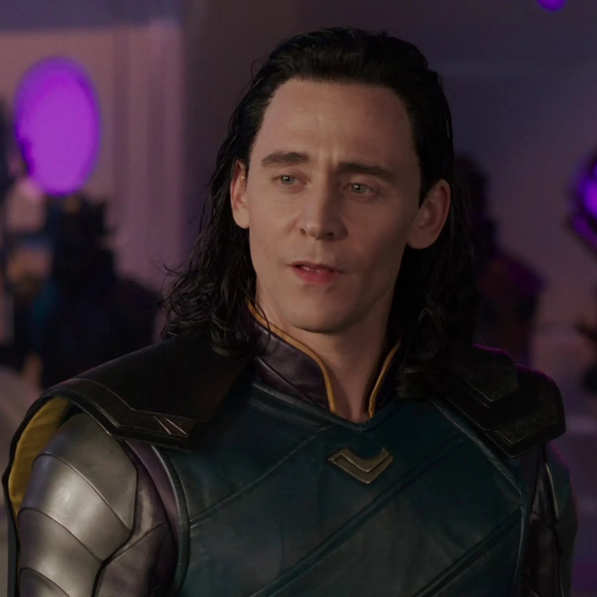 daily loki ४ (@stansloki) on Twitter photo 