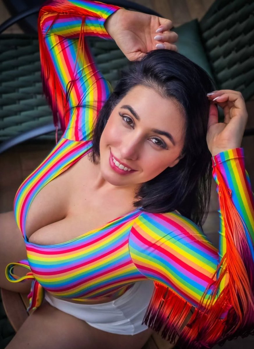 الخميس وسهراااته ❤️🍑👅