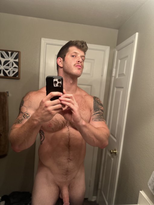 Watch Donnie Rotic (OF No PPV)'s leaked NSFW photo on TwXstars