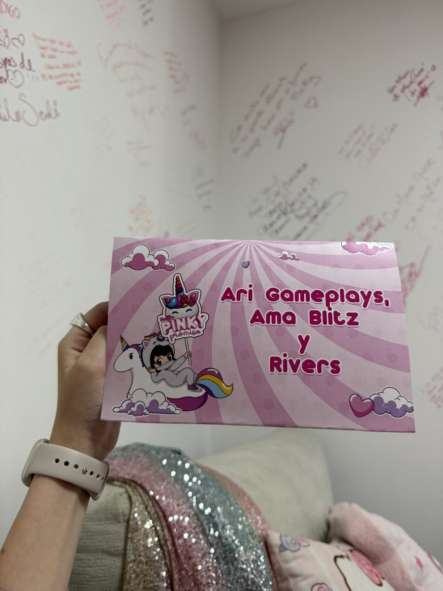 Ayer grabamos en pinky promise ✨✨