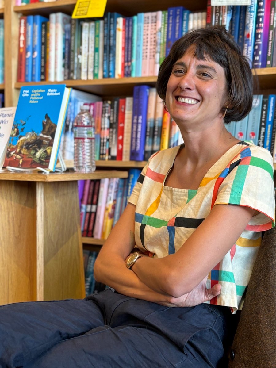 aldatweets's tweet image. I had such a great time talking to @alybatt about her brilliant new book, FREE GIFTS: CAPITALISM AND THE POLITICS OF NATURE. And she had fun too!