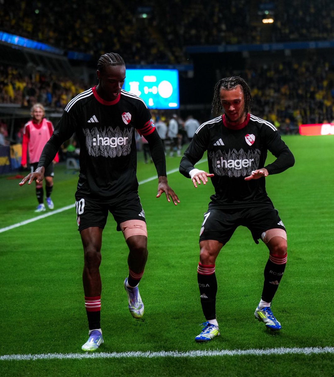 🚨 CNEST FAITTTTTT !!!! LE RACING EST QUALIFIÉ POUR LA PHASE DE CHAMPIONNAT DE LA CONFERENCE LEAGUE !!! 🇪🇺💙🤍

Victorieux de Brøndby 🇩🇰 2-3, les strasbourgeois se qualifient sur un doublé d’Emegha et un but de Doukouré !! 🇳🇱🇫🇷🔥

ON VA KIFFER L’EUROPE AVEC NOS POTES !!!!!!