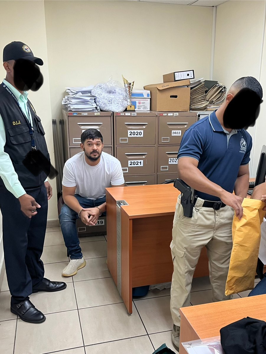 DEAPHILADELPHIA's tweet image. The DEA Philadelphia Division, Group 32, working with the Republica de Panama Policia Nacional and the EDPA USAO extradited a Sinaloa Cartel member charged with distributing more than five kilograms of fentanyl in the Philadelphia area. @DEAHQ #SinaloaCrackdown2025