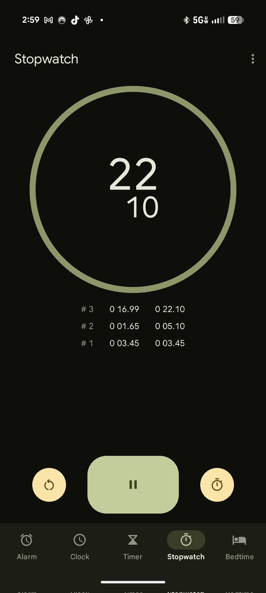 milesabovetech's tweet image. I don&apos;t know what Pixel Clock app you&apos;re using but this is on the Pixel 10 Pro Xl...