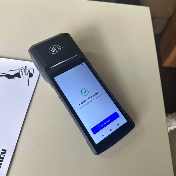 显示成功支付的 Base Pay 终端