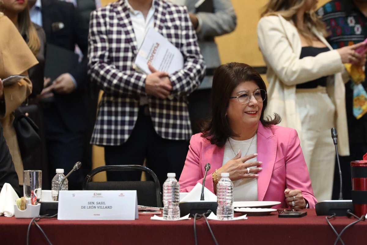 Quiero felicitar a la senadora <a href="/MarielaGtzEsc/">Mariela Gutiérrez</a>, por haber sido elegida por el grupo parlamentario de Morena, como Secretaria de la Mesa Directiva del Senado de la República, en la plenaria de este jueves.

¡Enhorabuena!

#Tecámac #DondeTodoEsMejor