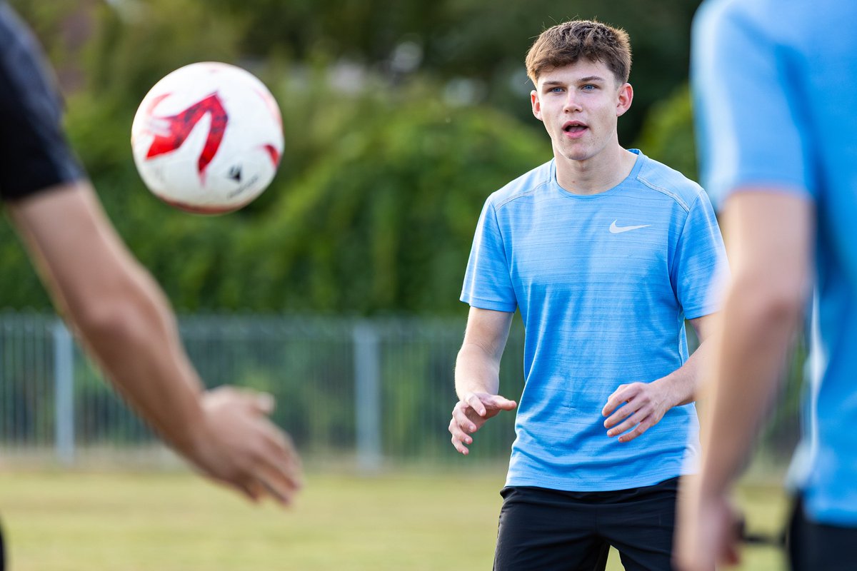 DenbighTownFC's tweet image. Working towards the weekend 👊

#DTFC