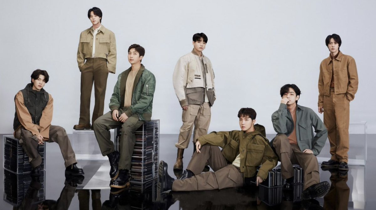 tksovers's tweet image. Funfact : If you combine all the streams of &apos;most streamed K-boygroups + girlgroups of each generation&apos; on Spotify [39.4B]  —  BTS would still remain untouchable [44.6B] !!